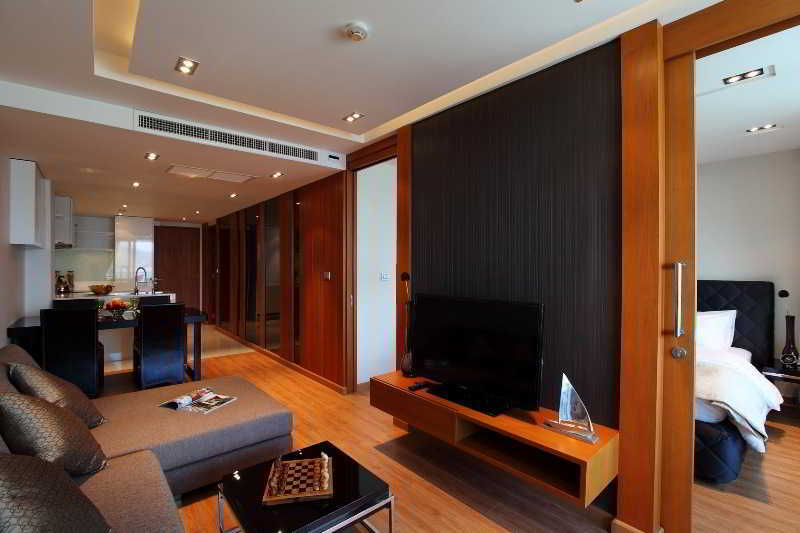 The Privilege Residence Patong Exterior foto